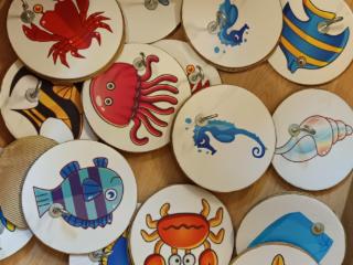 K�sa �d�m a Zala-M�llex Kft. munkat�rsa a k�nyvt�rban!